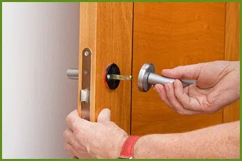 Neighborhood Locksmith Services Medfield, MA 508-657-3021 - 14-install-new-Lock