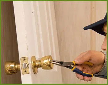 Neighborhood Locksmith Services Medfield, MA 508-657-3021 - 4-fast-locksmith
